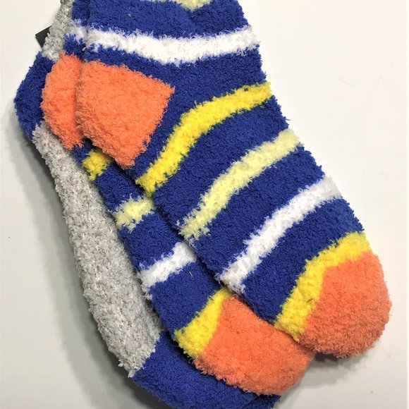 (2) Pair women's Cozy Comfortable Fun Socks - Picture 2 of 2
